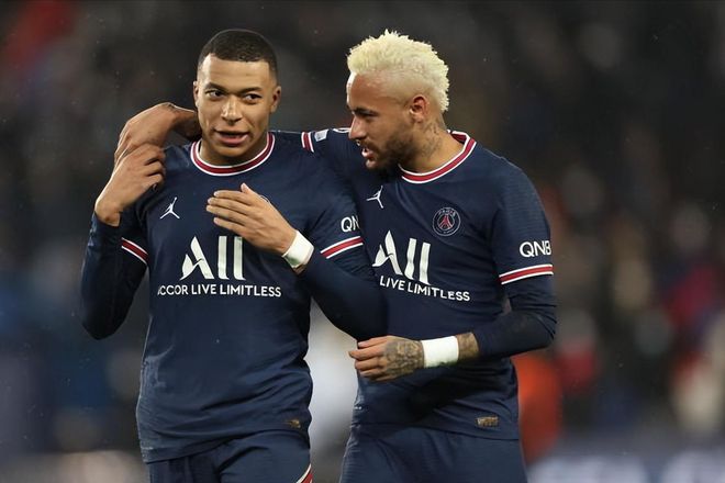 勇记：追梦完成核磁共振检查，后续根据治疗效果观察伤势反应（勇士记者：追梦已完成核磁检查，后续将根据治疗进展评估伤情反应）