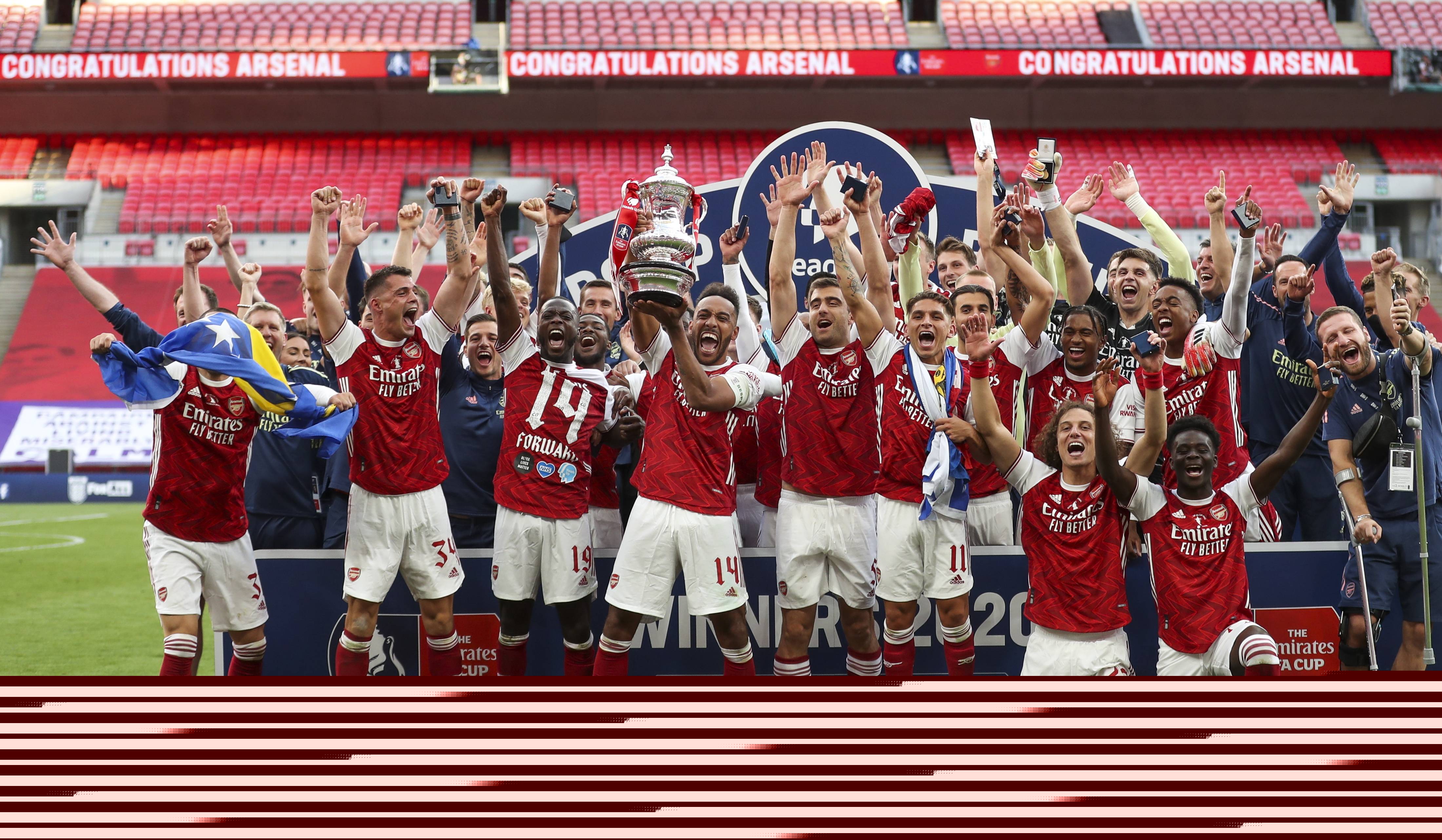 世体：赫拉德-马丁因身体不适缺席今日训练，预计周六回归（世体：赫拉德-马丁今日因不适缺席训练，周六有望归队）