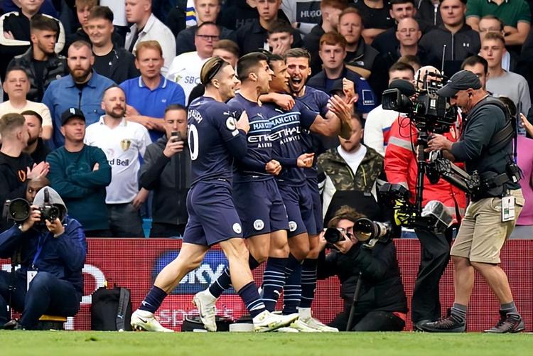 桑托斯主席：我们想和内马尔续约至明年世界杯，将很快谈判（桑托斯主席：计划与内马尔续约至明年世界杯，近期开启谈判）