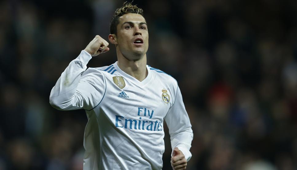 邓弗里斯：希望两到三周内复出，我们的球队就像一个大家庭（邓弗里斯：力争两三周内复出，球队如同大家庭）