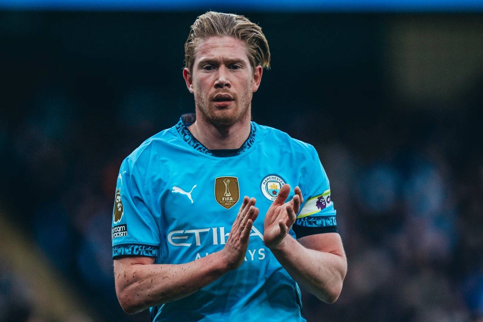 触底反弹！维拉创111年神迹，从最差开局到十连胜（从谷底到巅峰！维拉缔造111年纪录，最差开局后豪取十连胜）