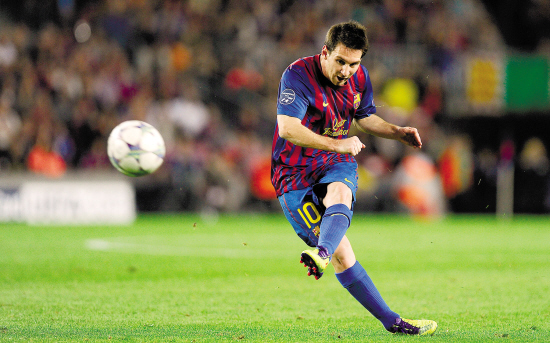 AC米兰快速反击连连威胁（AC米兰连番快反频频制造险情）