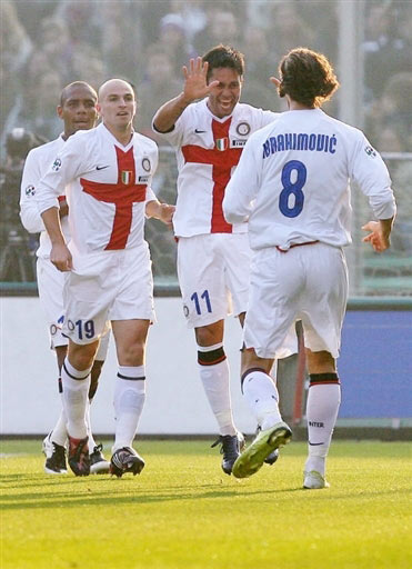 2025足协杯电视端累计观看人次破1.6亿，预估媒体价值达2.3亿以上（2025足协杯电视端累计观看超1.6亿人次，媒体价值预估逾2.3亿元）