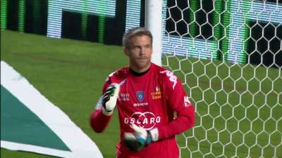 官方：大阪钢巴签下横滨水手前锋植中朝日，据悉年薪翻倍（大阪钢巴官宣引进横滨水手前锋植中朝日，年薪据报翻倍）