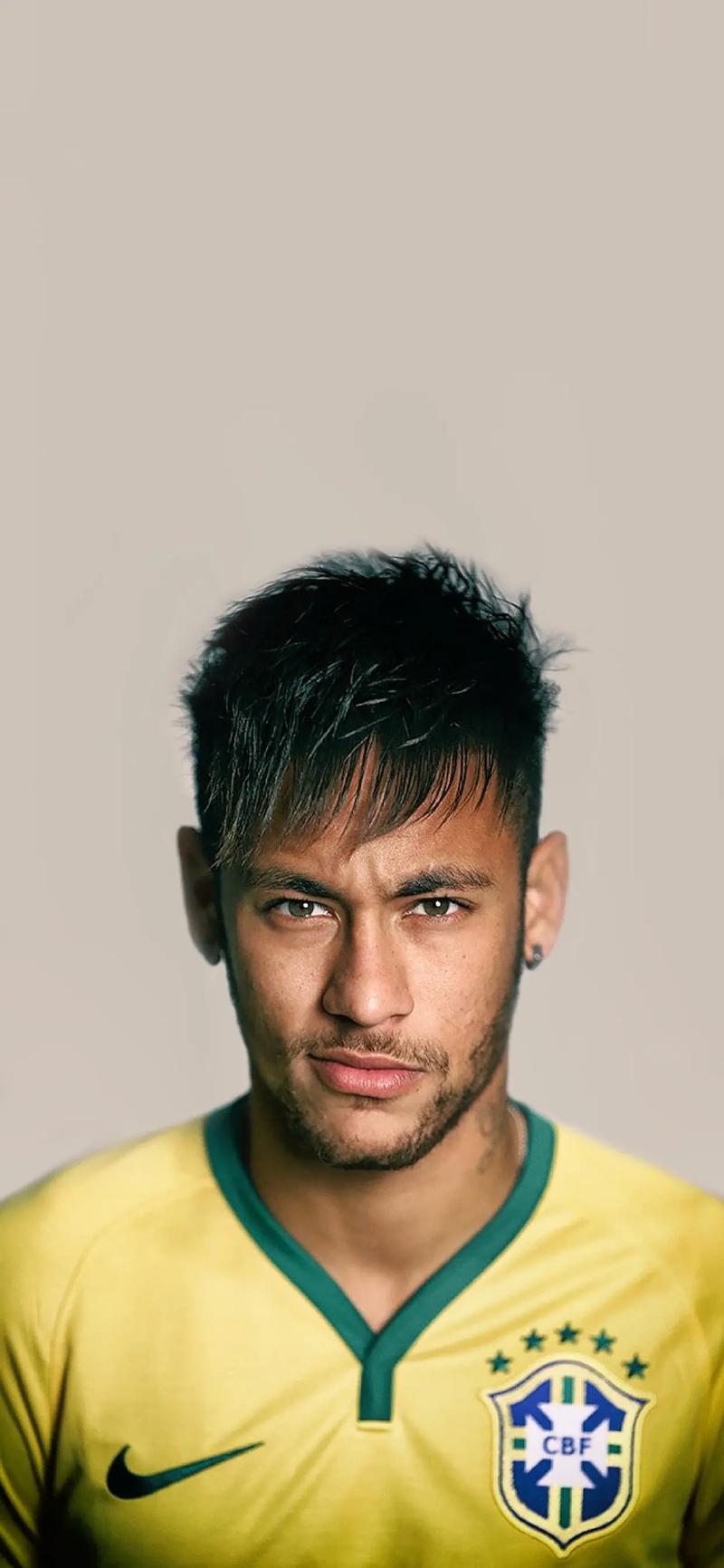 曼城VS水晶宫：赖因德斯坐镇，福登领衔进攻，哈兰德携谢尔基冲锋（曼城迎战水晶宫：赖因德斯掌舵中场，福登统帅进攻，哈兰德与谢尔基并肩冲锋）