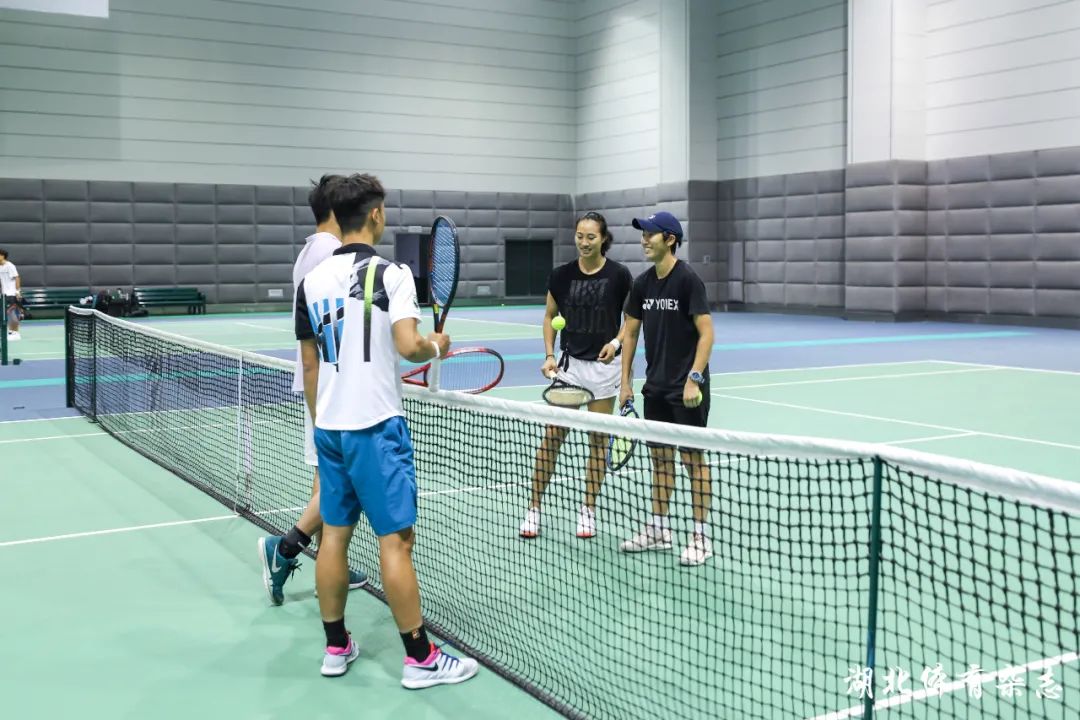 有丝毫退让 有丝毫退让